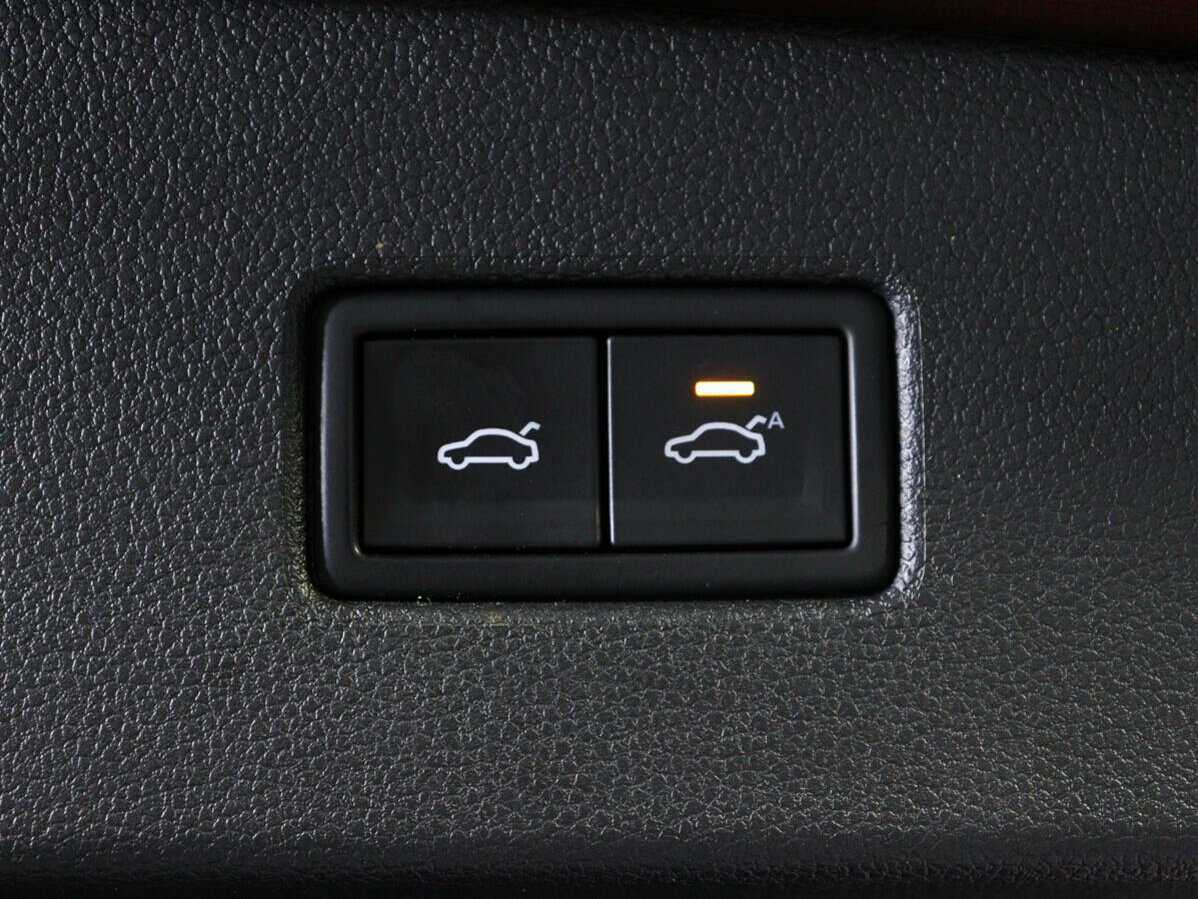 Volkswagen Tiguan б/у, 2021, Роботизированная. Фото: #13