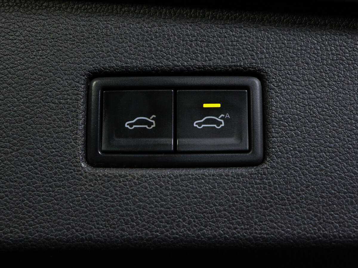 Volkswagen Tiguan б/у, 2020, Роботизированная. Фото: #15