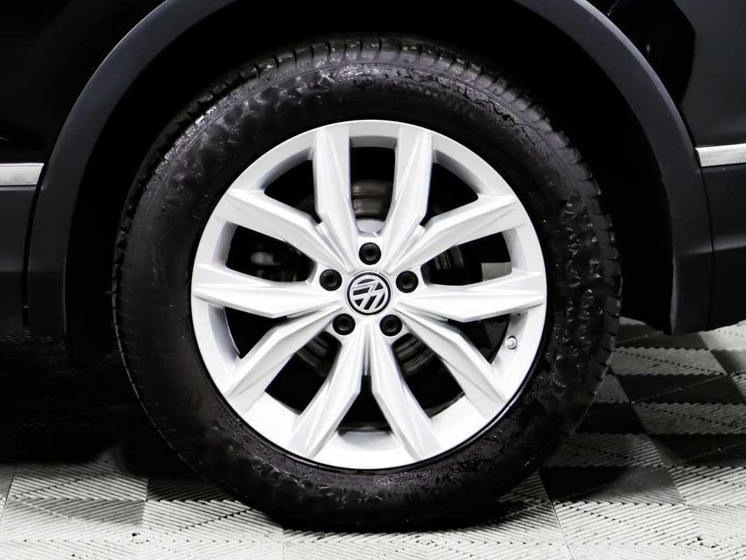 Volkswagen Tiguan б/у, 2017, Роботизированная. Фото: #13