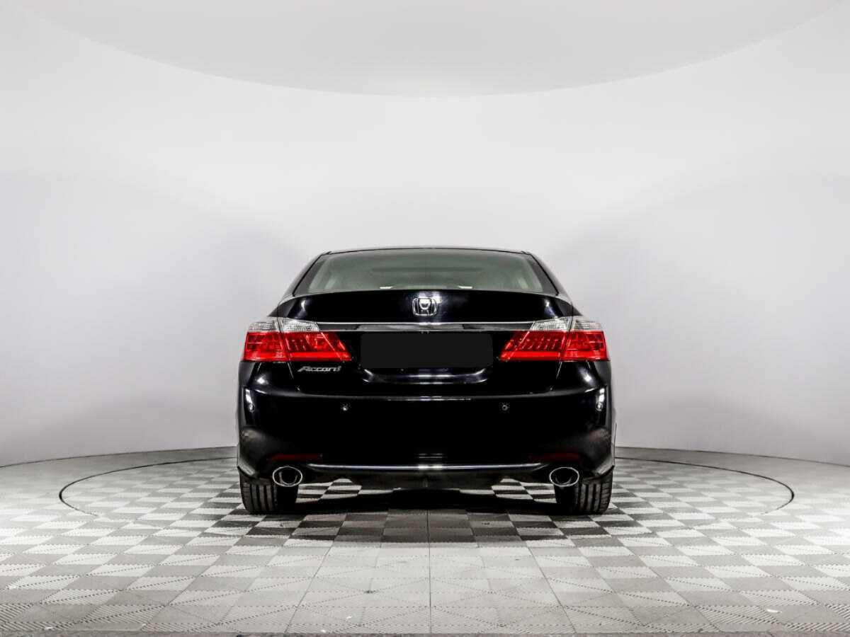 Honda Accord б/у, 2013, Автоматическая. Фото: #5