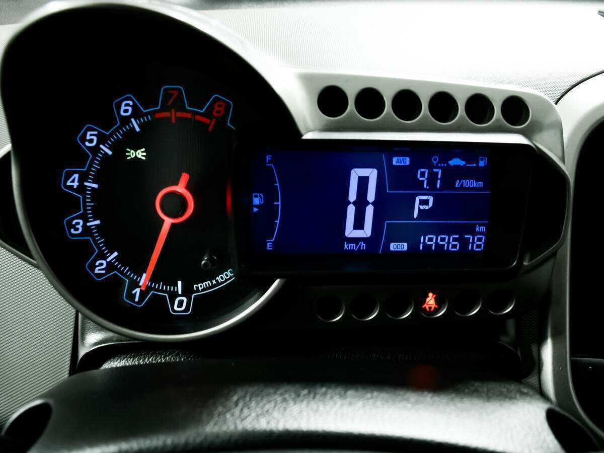 Chevrolet Aveo б/у, 2014, Автоматическая. Фото: #9