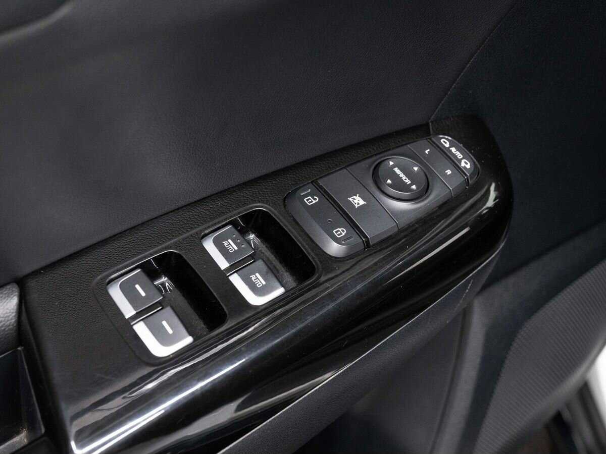 Kia Sportage б/у, 2021, Автоматическая. Фото: #17