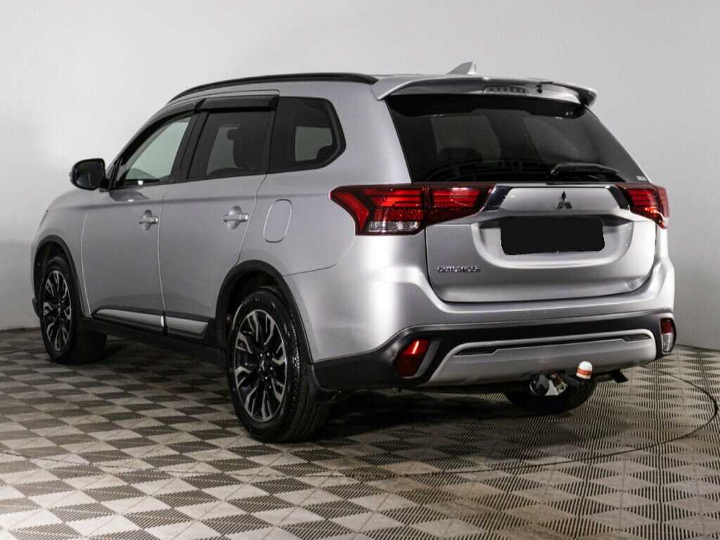 Mitsubishi Outlander б/у, 2021, Вариатор. Фото: #6