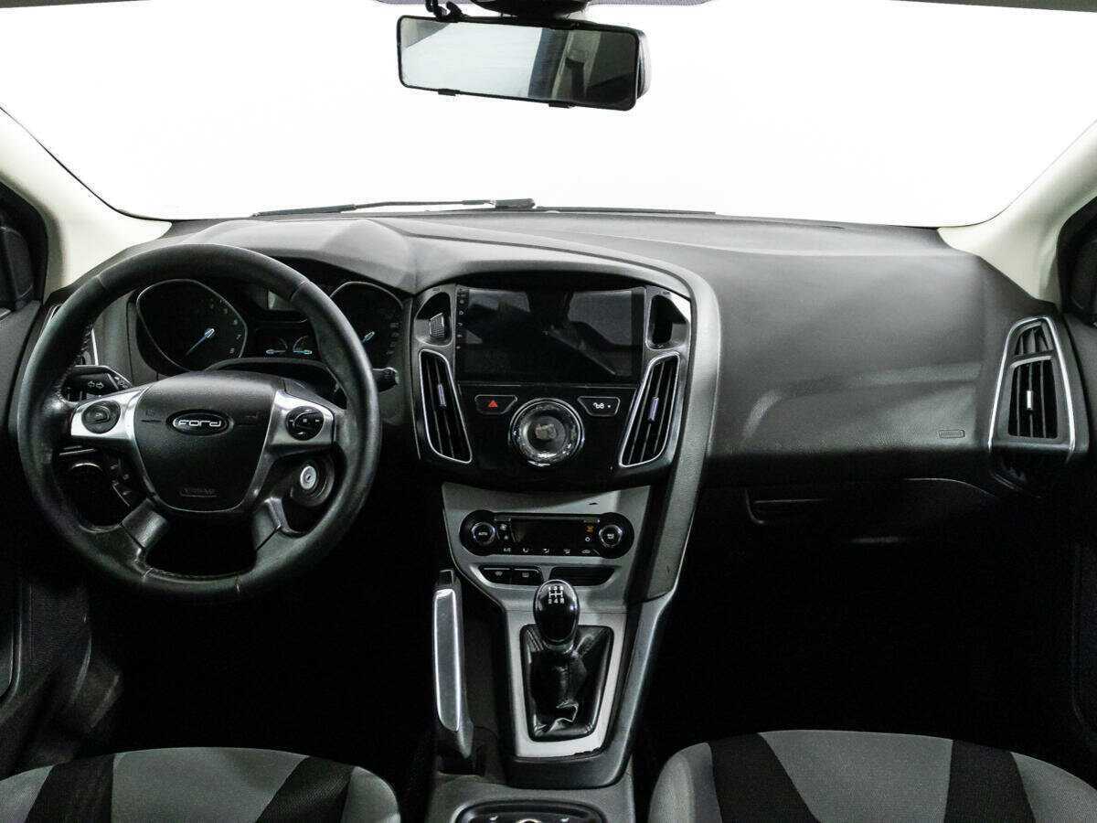 Форд Фокус б/у, 2013, Механическая. Фото: #11