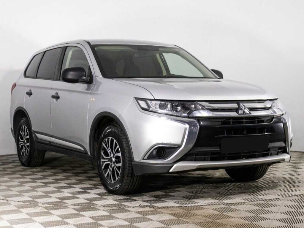 Mitsubishi Outlander б/у, 2018, Вариатор. Фото: #2