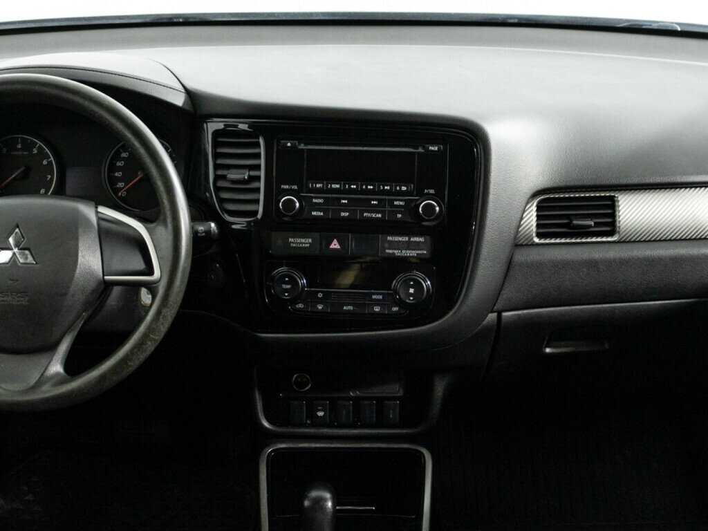 Mitsubishi Outlander б/у, 2018, Вариатор. Фото: #11