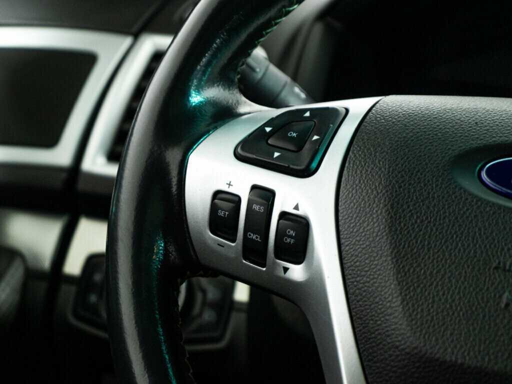 Ford Explorer б/у, 2013, Автоматическая. Фото: #21