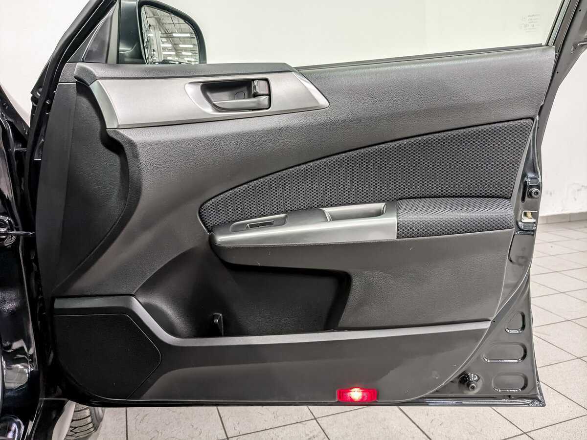 Subaru Forester б/у, 2012, Автоматическая. Фото: #23