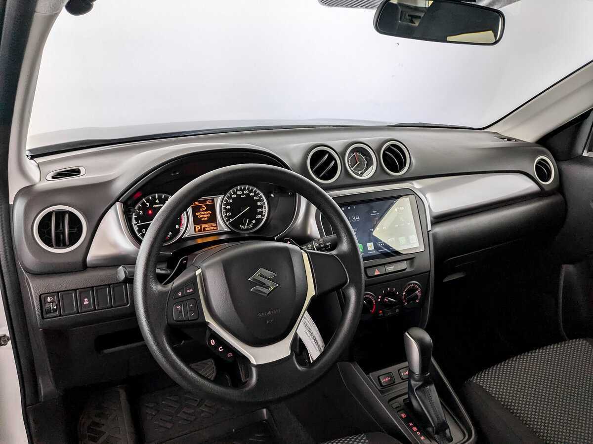 Suzuki Vitara б/у, 2021, Автоматическая. Фото: #15