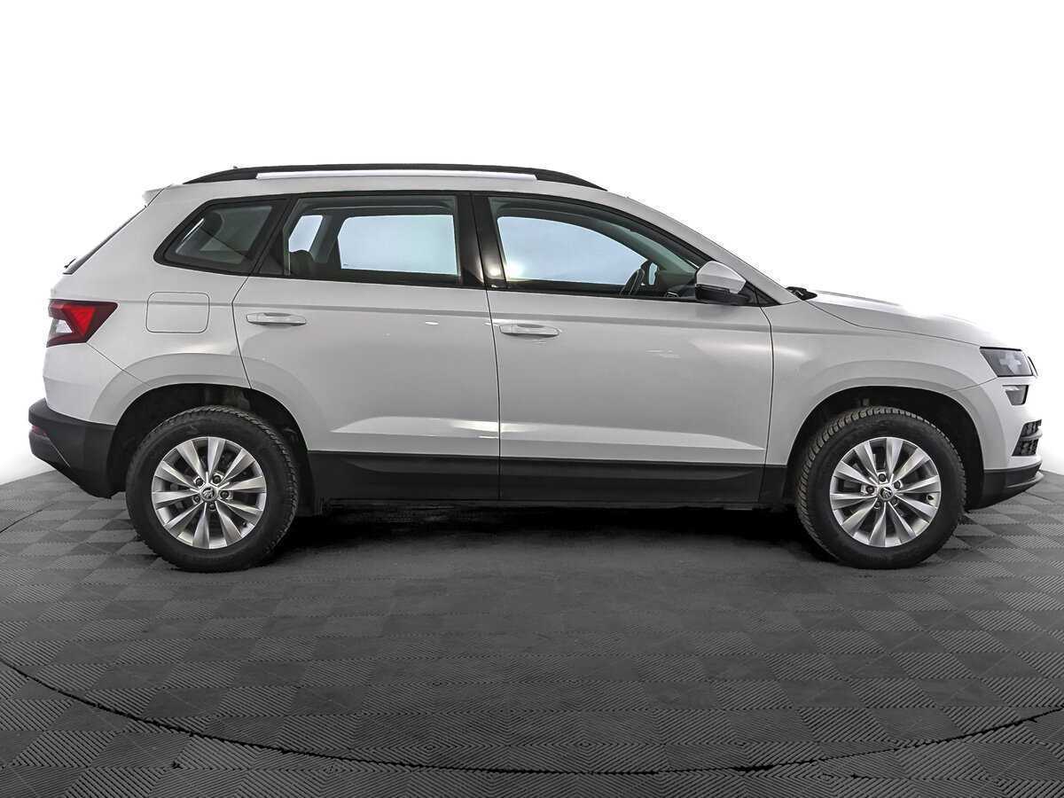 Skoda Karoq б/у, 2021, Автоматическая. Фото: #3