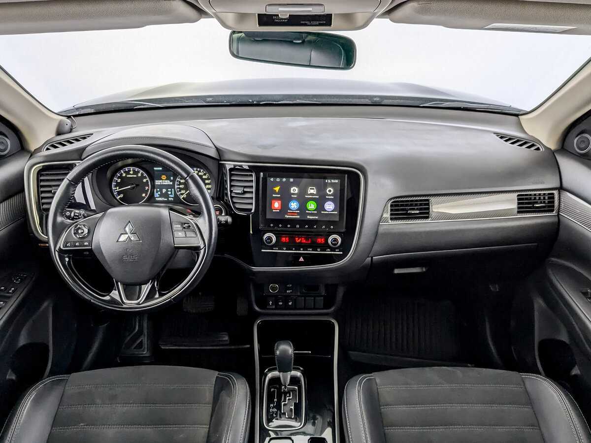 Mitsubishi Outlander б/у, 2021, Вариатор. Фото: #13