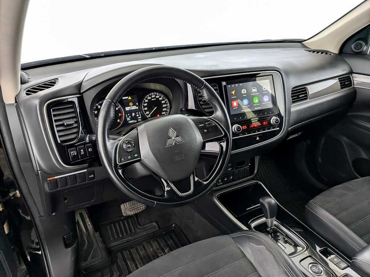 Mitsubishi Outlander б/у, 2021, Вариатор. Фото: #15