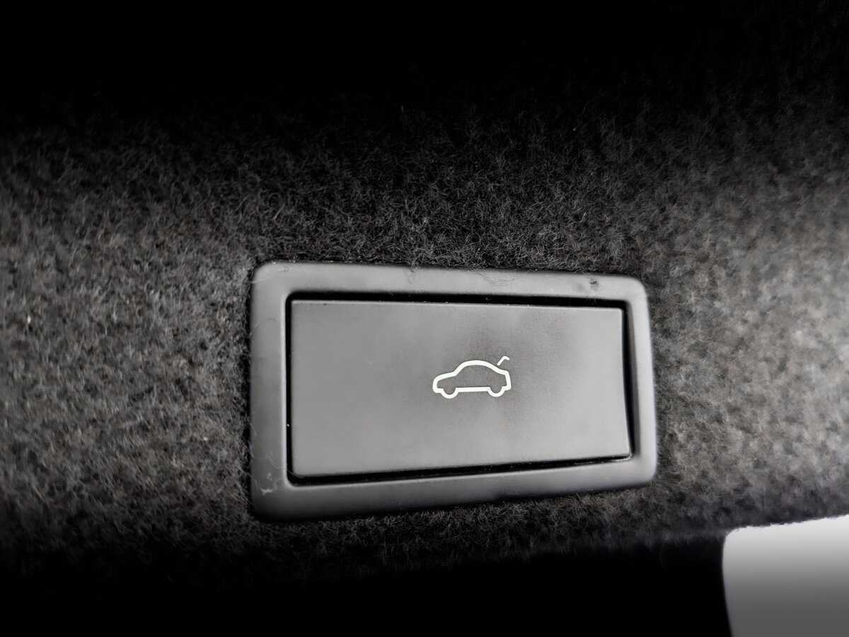 Volkswagen Passat б/у, 2021, Роботизированная. Фото: #25