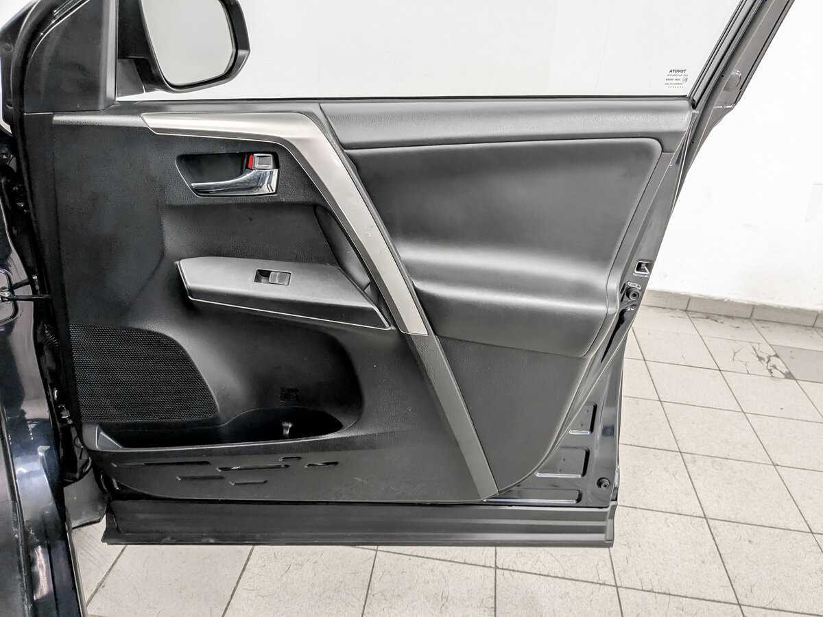 Toyota RAV4 б/у, 2017, Вариатор. Фото: #22