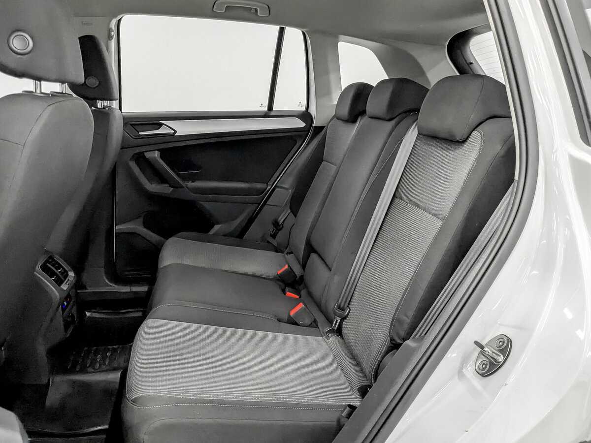 Volkswagen Tiguan б/у, 2021, Роботизированная. Фото: #11