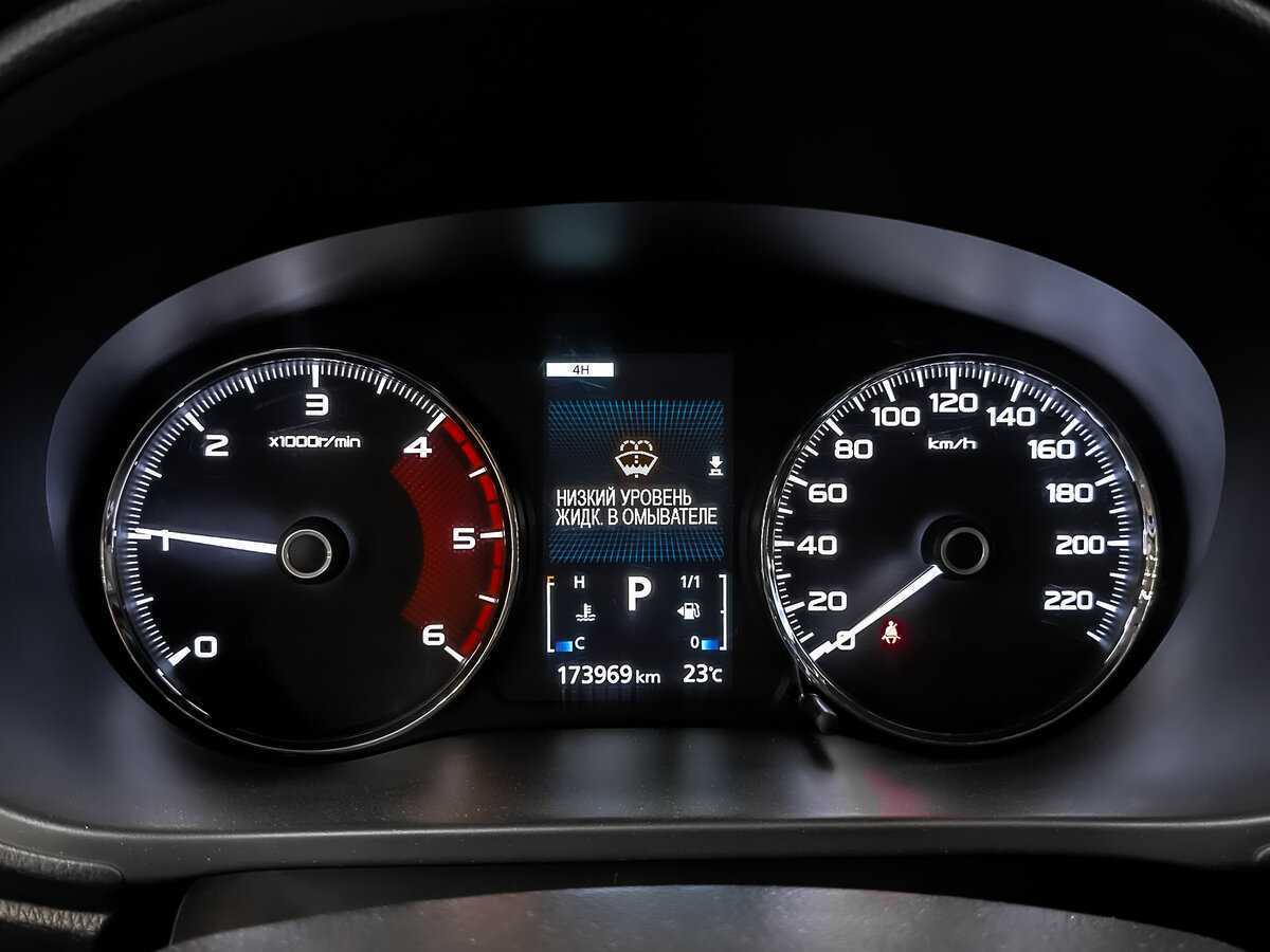 Mitsubishi Pajero Sport б/у, 2017, Автоматическая. Фото: #13