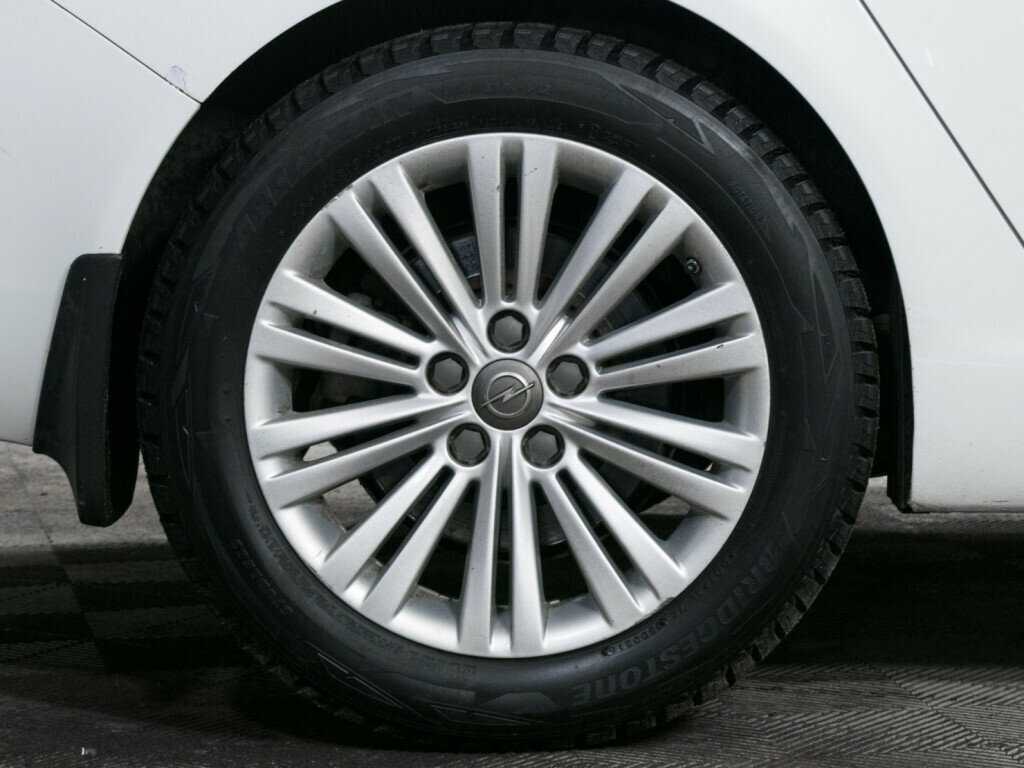 Opel Insignia б/у, 2014, Автоматическая. Фото: #10