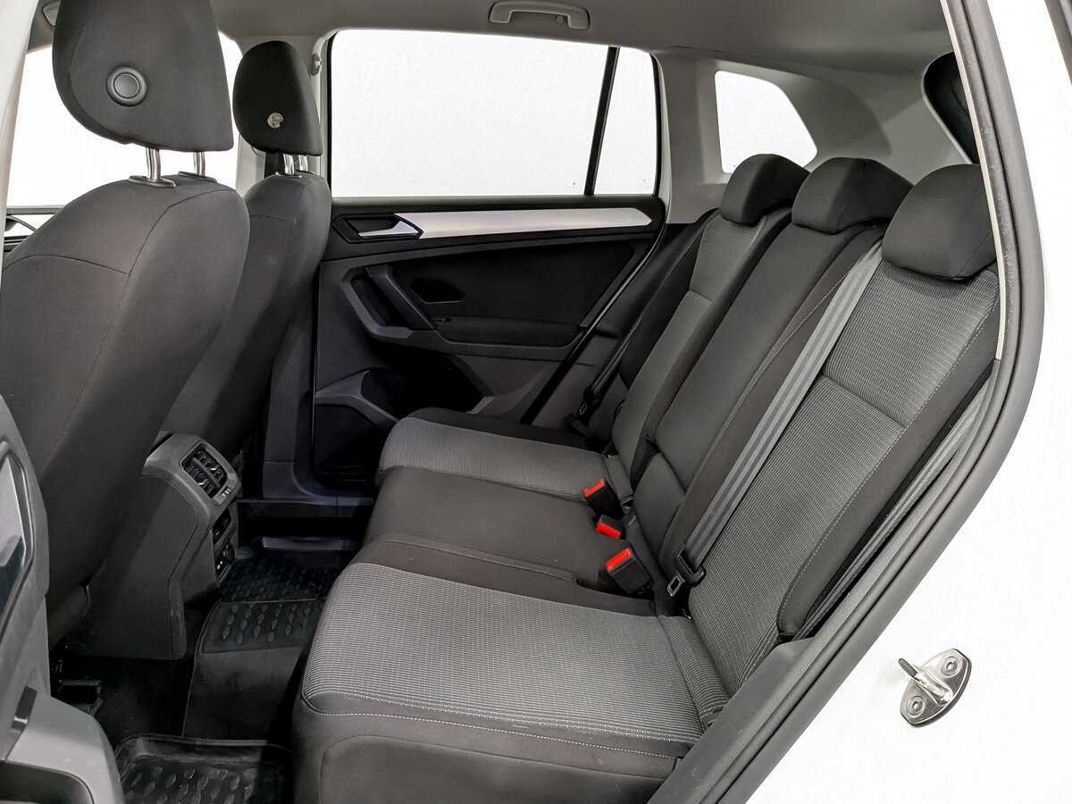 Volkswagen Tiguan б/у, 2021, Роботизированная. Фото: #11