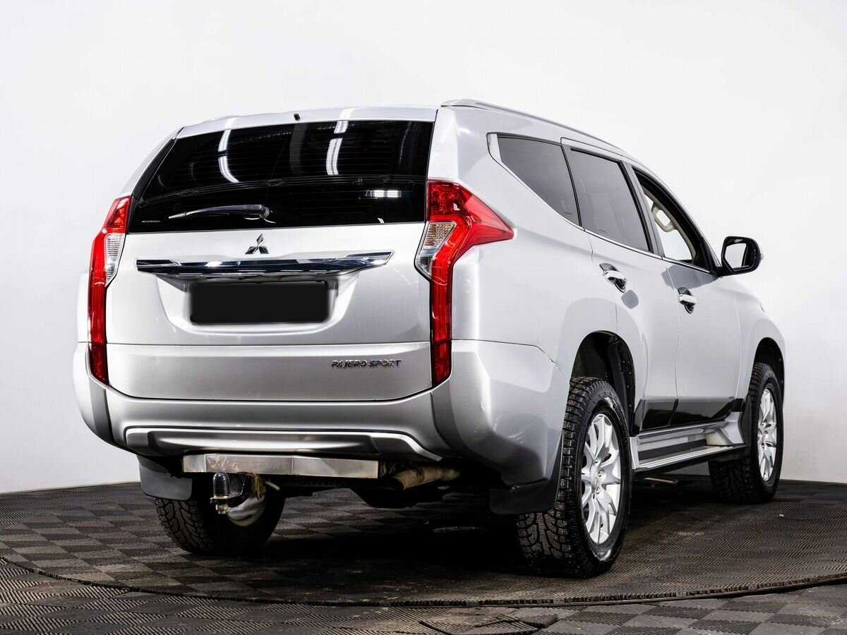 Mitsubishi Pajero Sport б/у, 2017, Механическая. Фото: #5