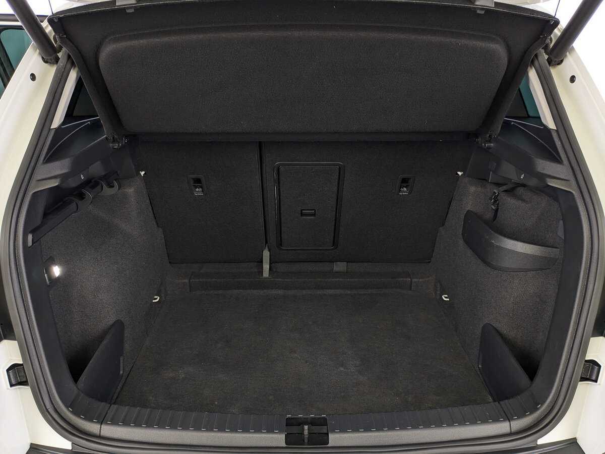 Skoda Karoq б/у, 2020, Автоматическая. Фото: #9