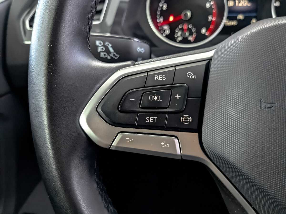 Volkswagen Tiguan б/у, 2021, Роботизированная. Фото: #26