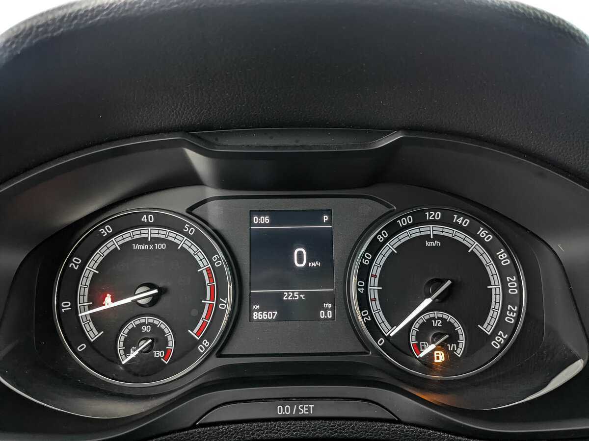 Skoda Karoq б/у, 2021, Автоматическая. Фото: #12