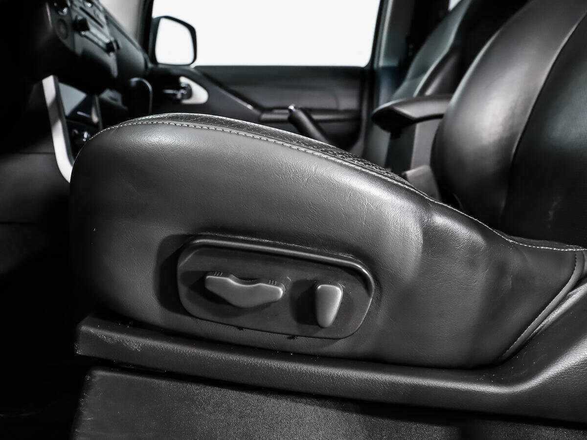 Nissan Pathfinder б/у, 2012, Автоматическая. Фото: #10