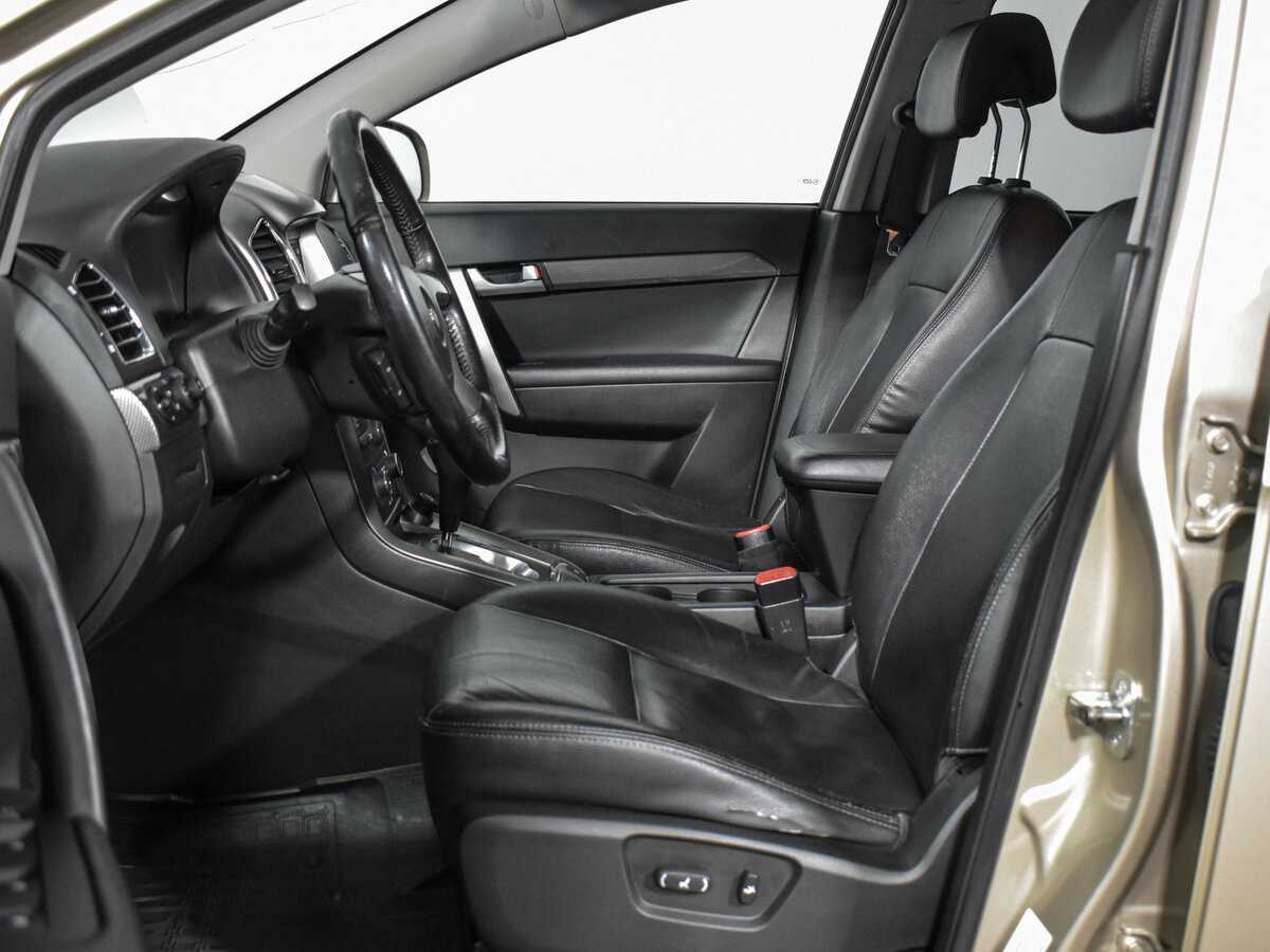 Chevrolet Captiva б/у, 2012, Автоматическая. Фото: #9