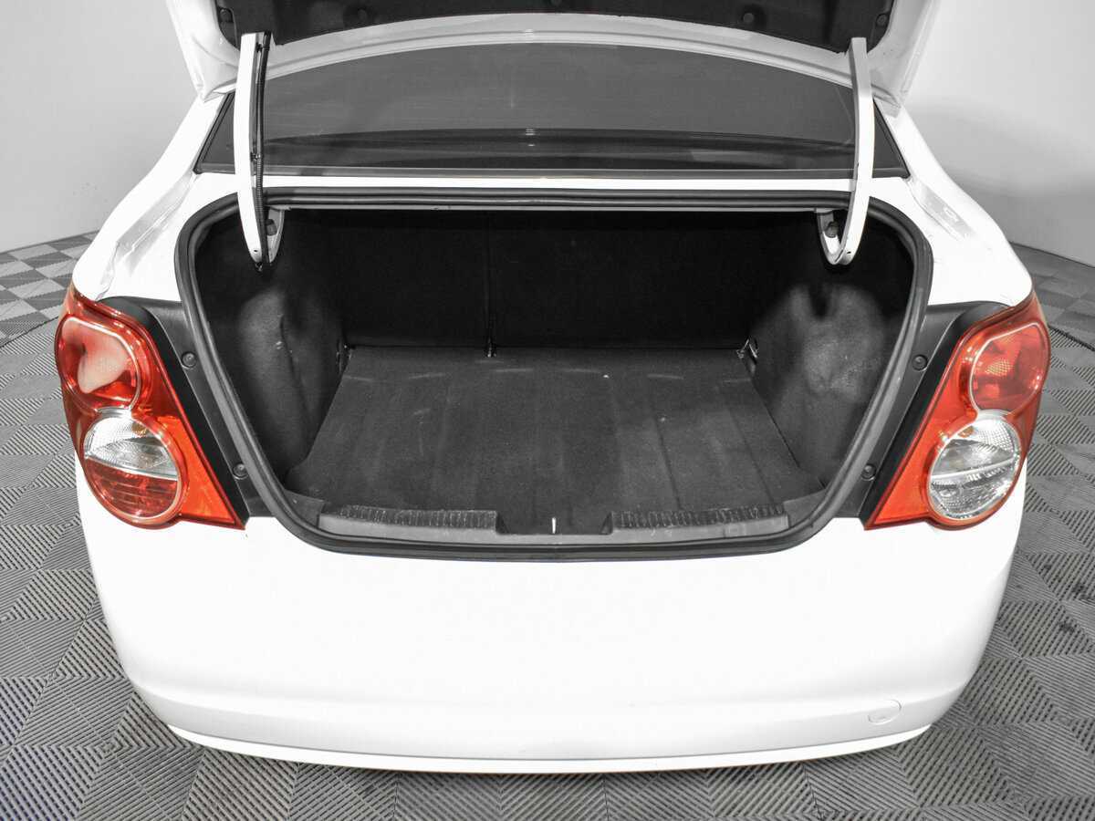 Chevrolet Aveo б/у, 2014, Механическая. Фото: #14