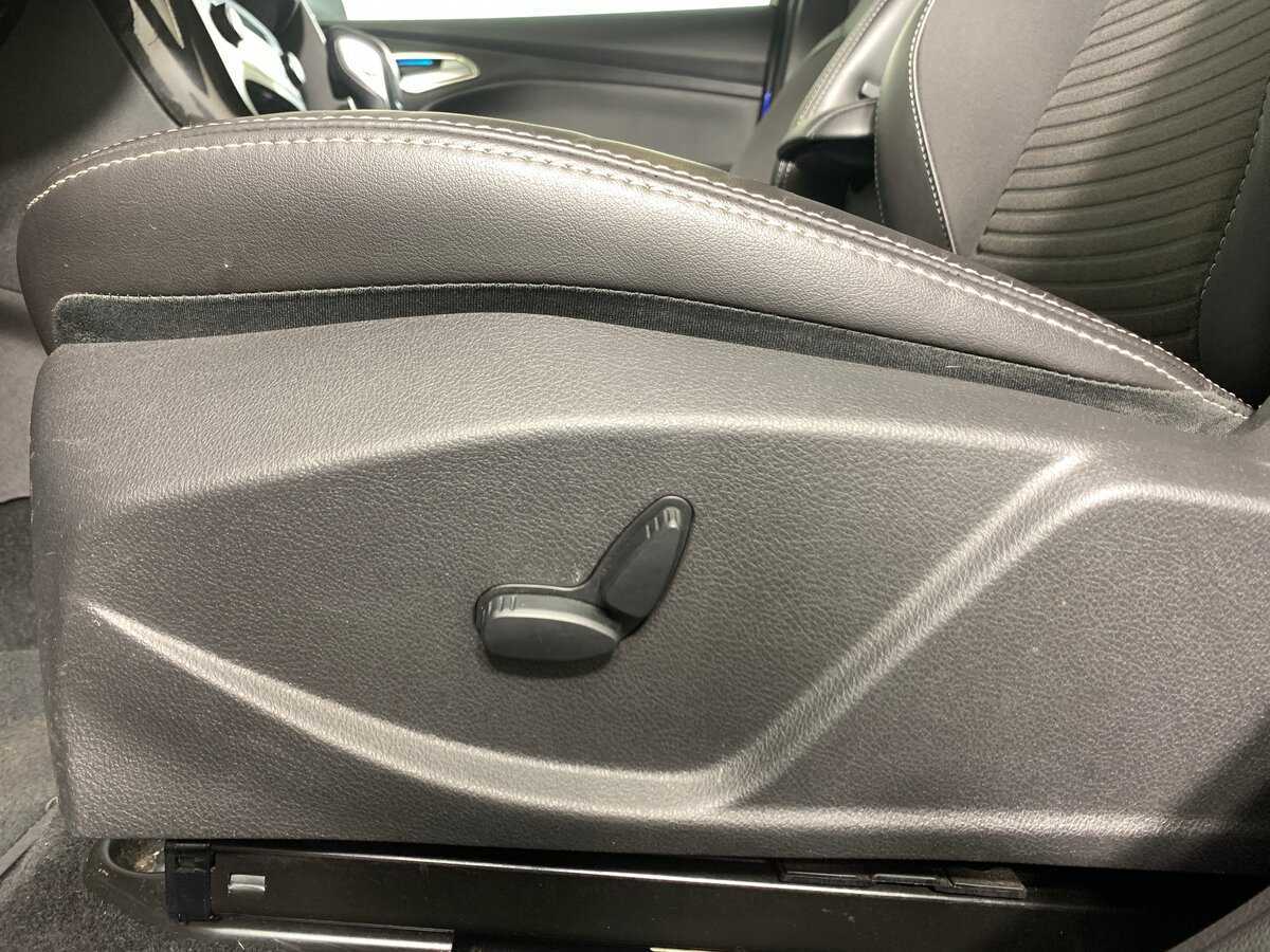 Форд Фокус б/у, 2017, Автоматическая. Фото: #16