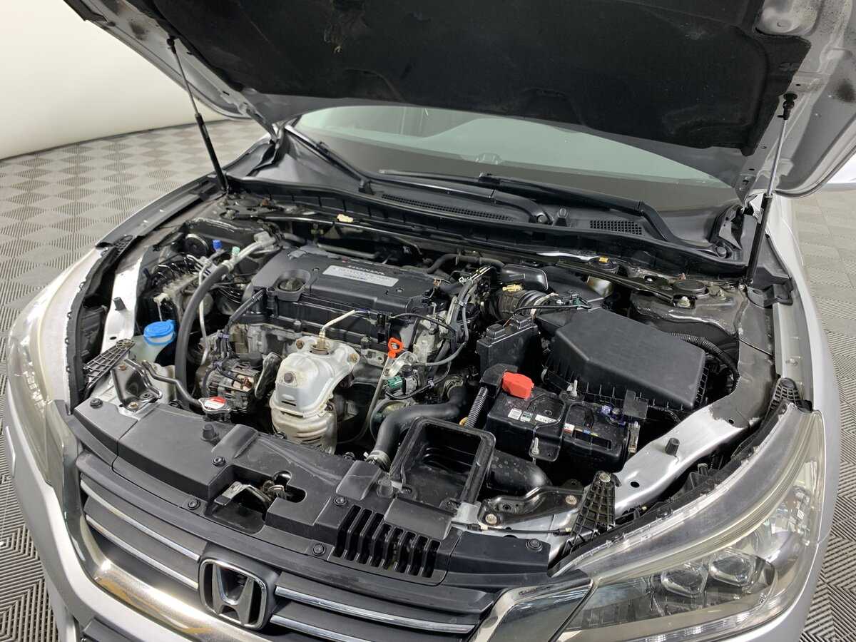 Honda Accord б/у, 2013, Автоматическая. Фото: #8