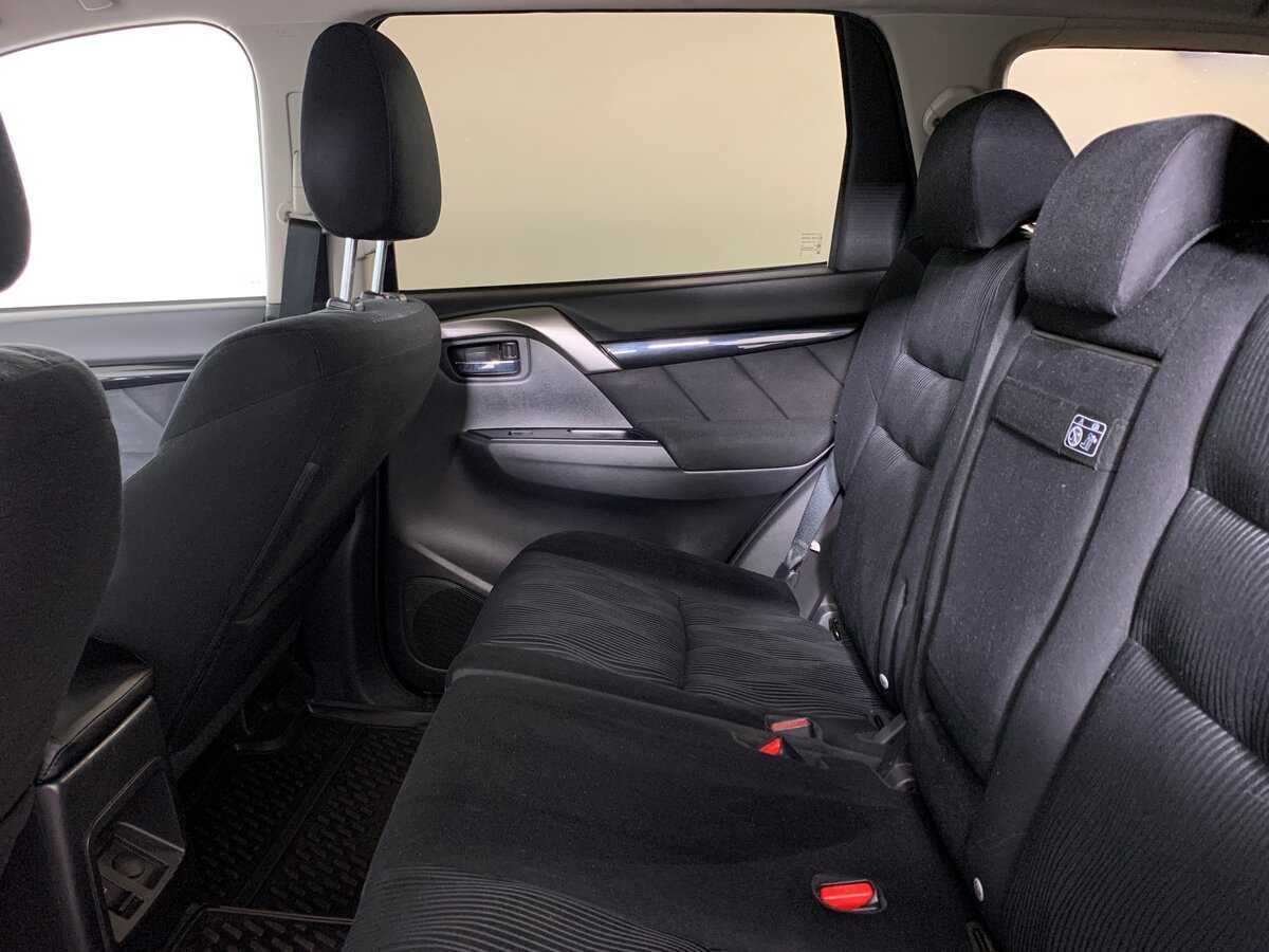 Mitsubishi Pajero Sport б/у, 2018, Автоматическая. Фото: #18