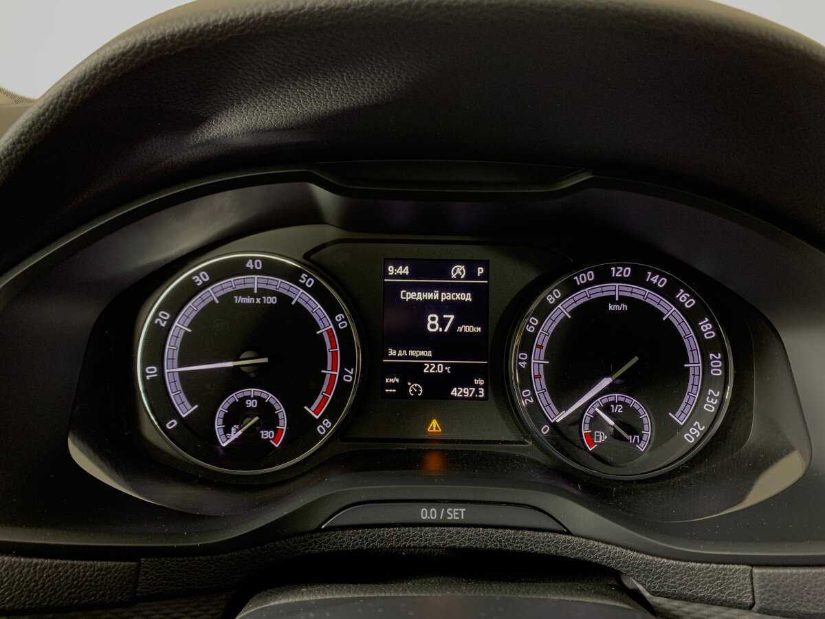 Skoda Karoq б/у, 2020, Автоматическая. Фото: #14