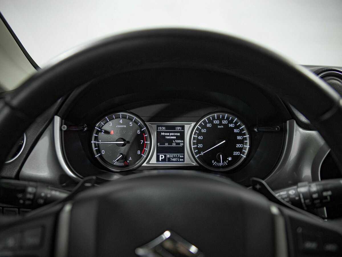 Suzuki Vitara б/у, 2017, Автоматическая. Фото: #6