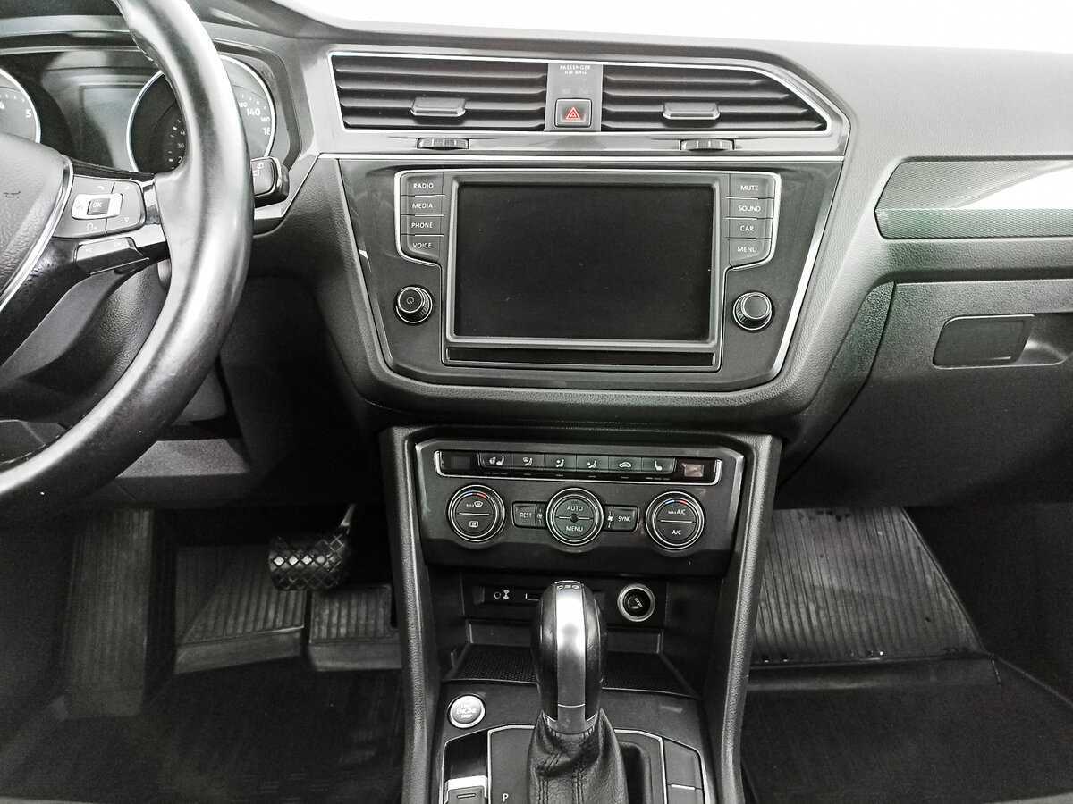 Фольксваген Тигуан б/у, 2017, Роботизированная. Фото: #11