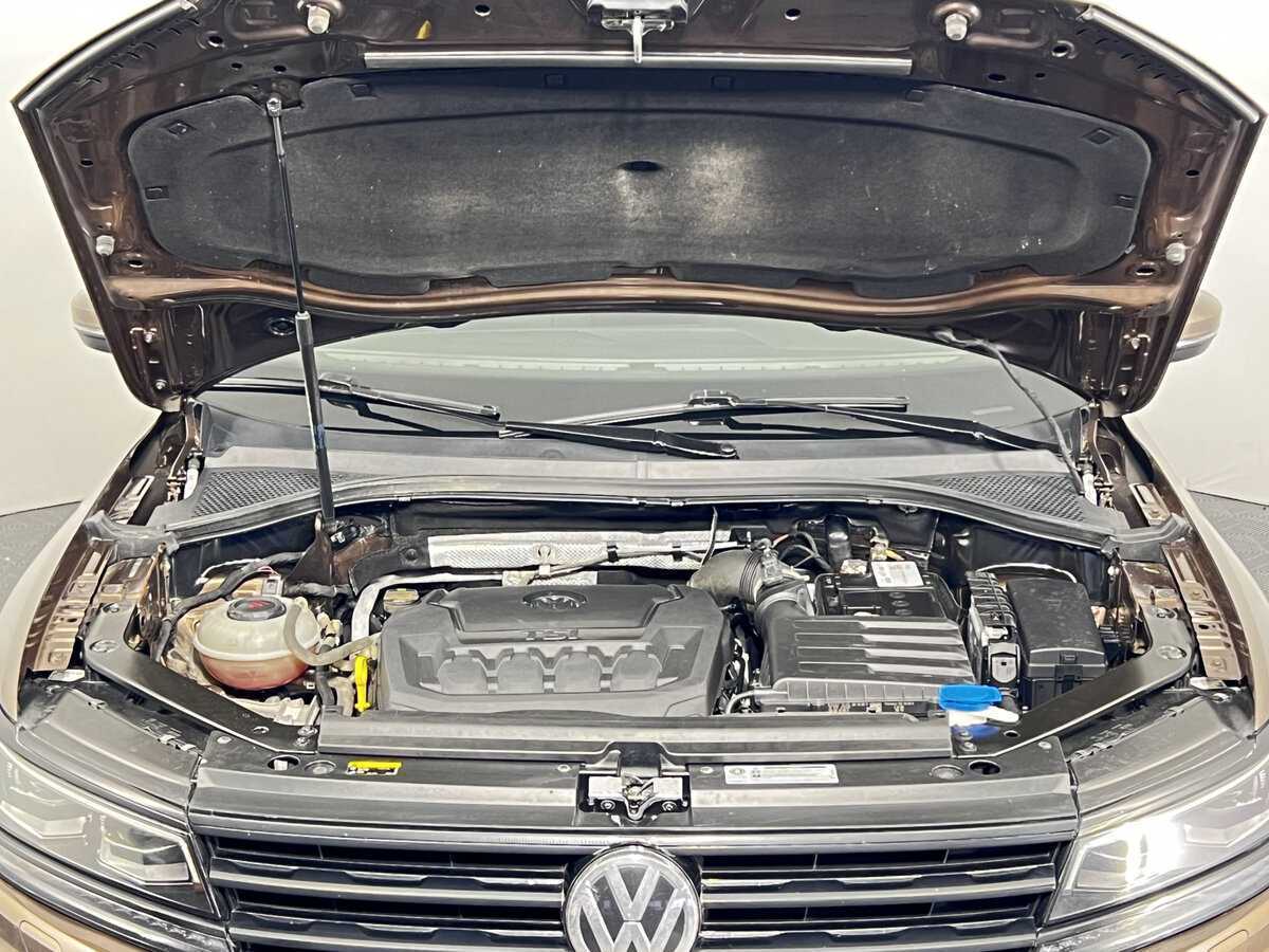 Volkswagen Tiguan б/у, 2018, Роботизированная. Фото: #6