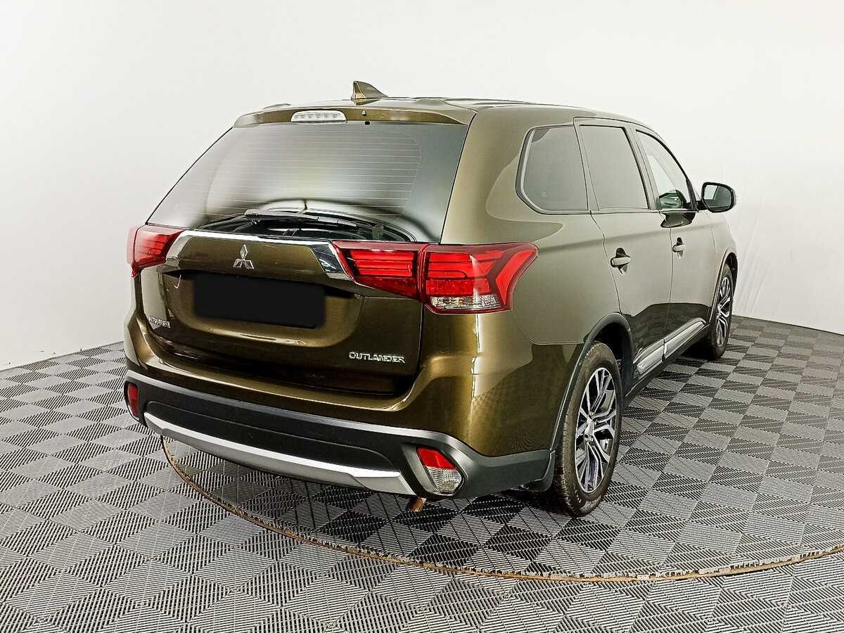 Mitsubishi Outlander б/у, 2018, Вариатор. Фото: #3