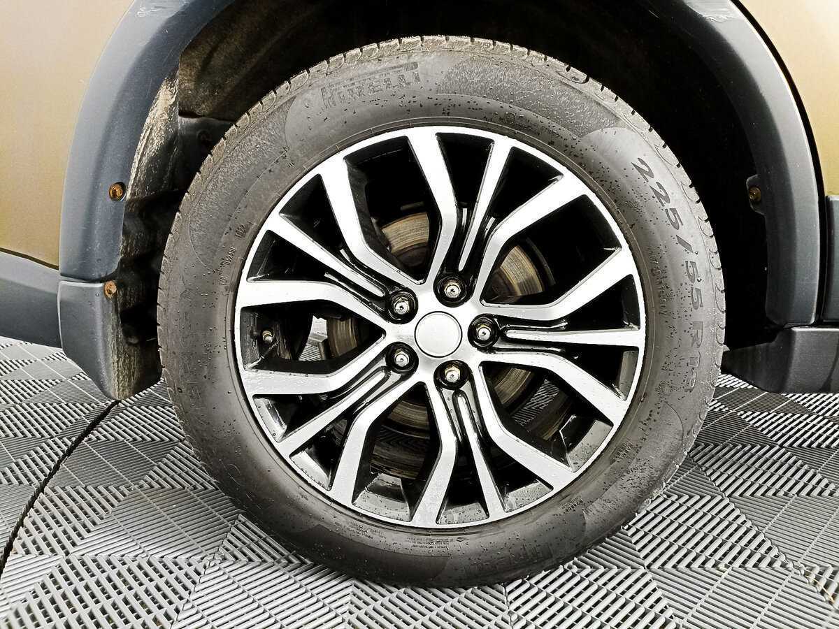 Mitsubishi Outlander б/у, 2018, Вариатор. Фото: #16