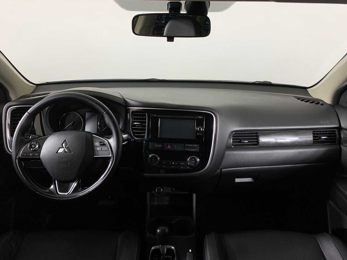 Mitsubishi Outlander б/у, 2016, Вариатор. Фото: #12