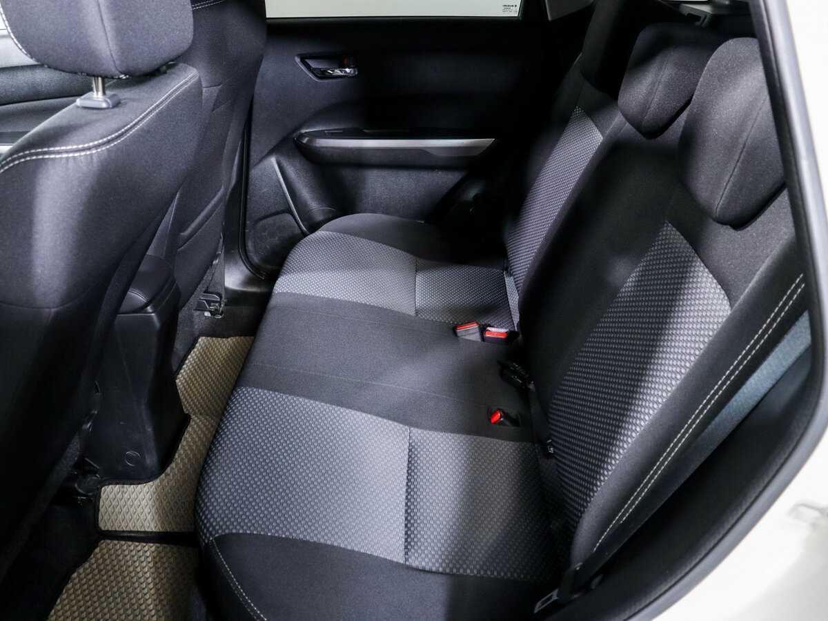 Suzuki Vitara б/у, 2020, Автоматическая. Фото: #6