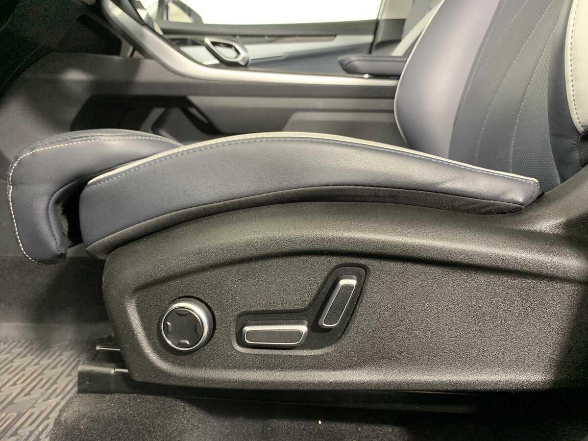 Geely Atlas б/у, 2023, Роботизированная. Фото: #16