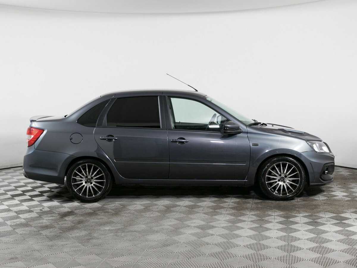 Лада (ВАЗ) Гранта б/у, 2018, Механическая. Фото: #1