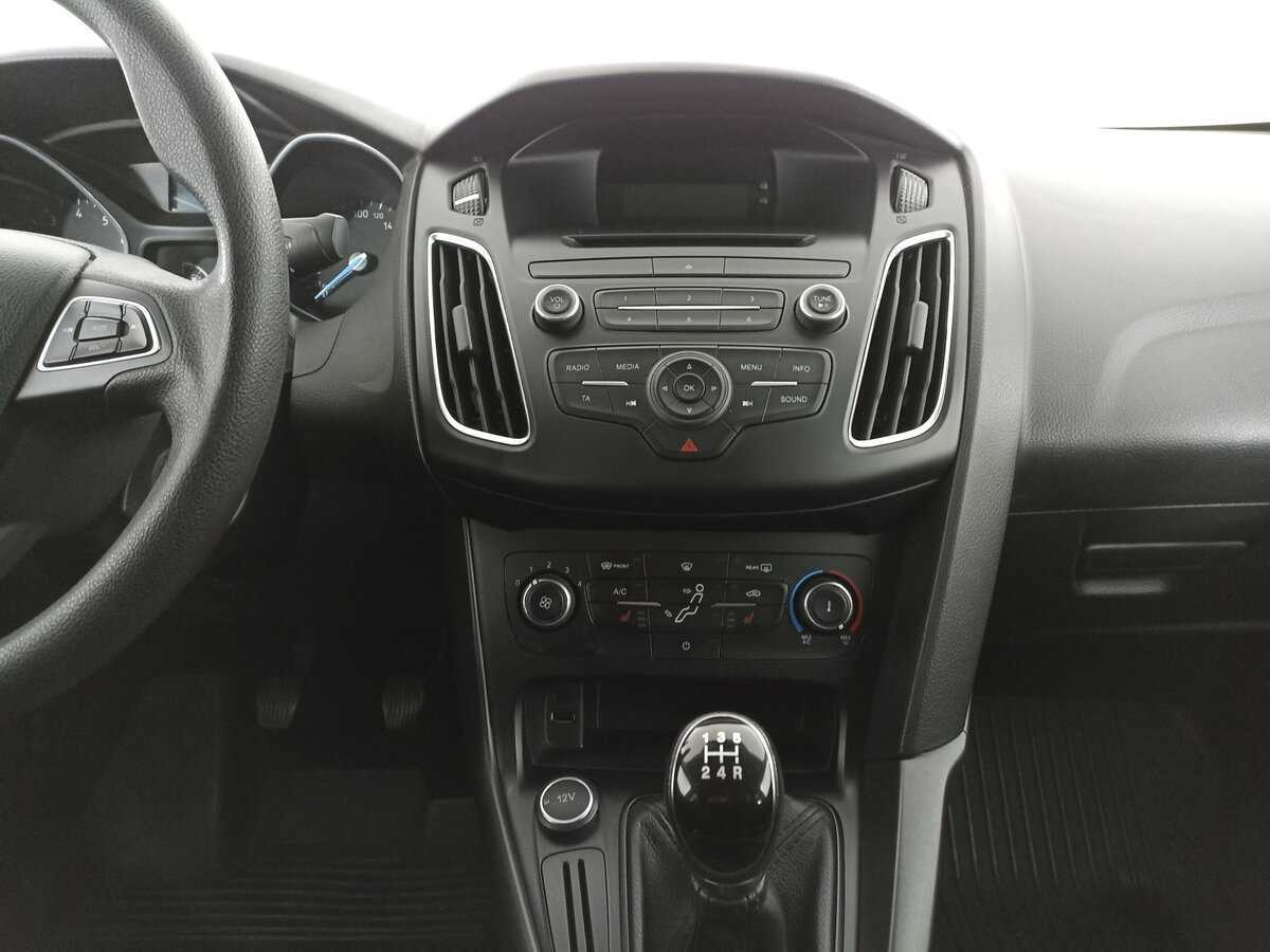 Форд Фокус б/у, 2018, Механическая. Фото: #13