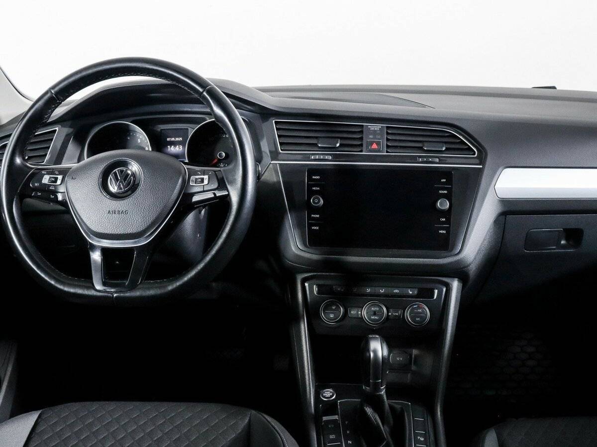 Volkswagen Tiguan б/у, 2017, Роботизированная. Фото: #8