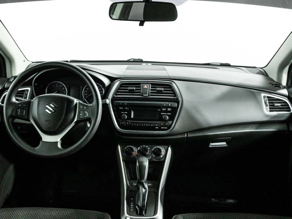 Suzuki SX4 б/у, 2016, Автоматическая. Фото: #12