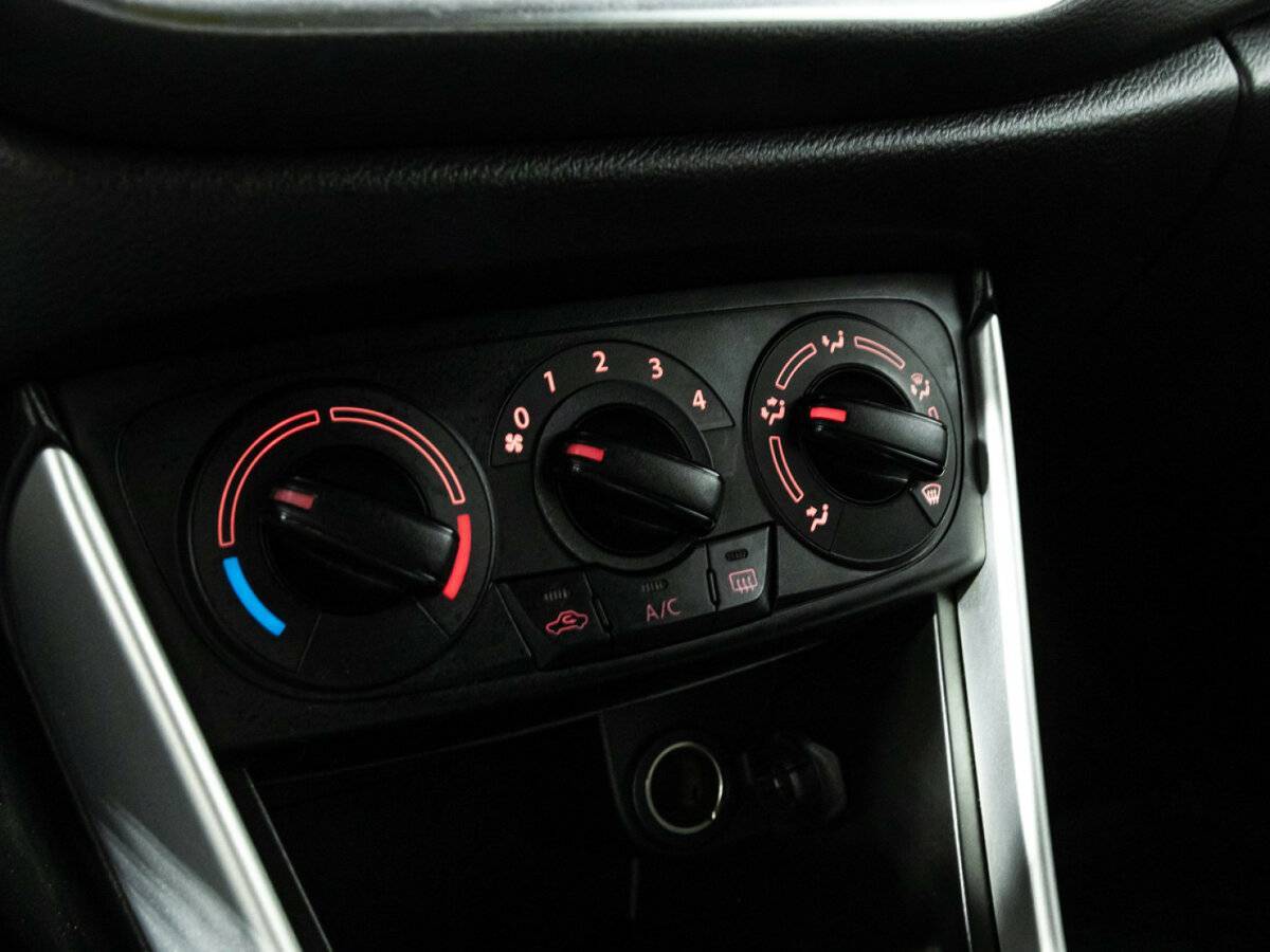 Suzuki SX4 б/у, 2016, Автоматическая. Фото: #15