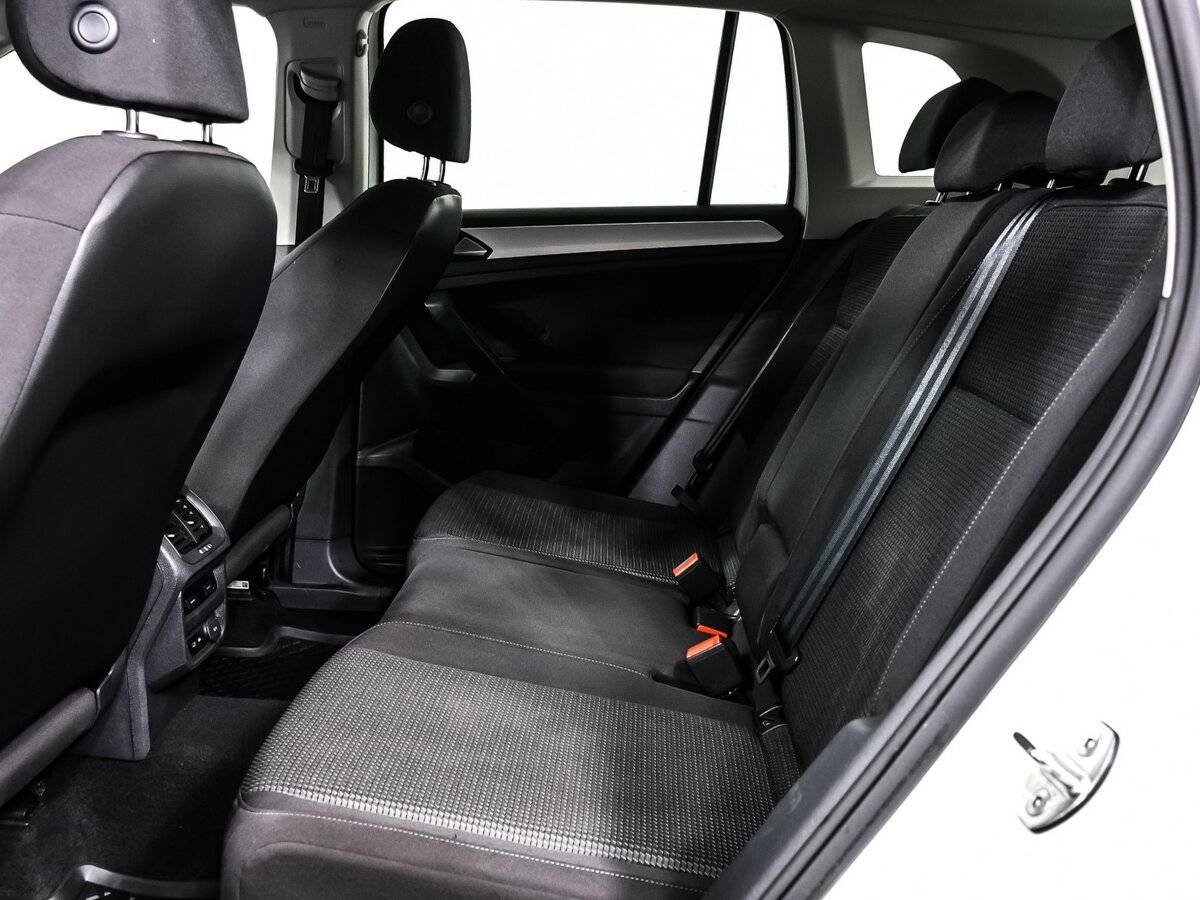 Volkswagen Tiguan б/у, 2019, Роботизированная. Фото: #12