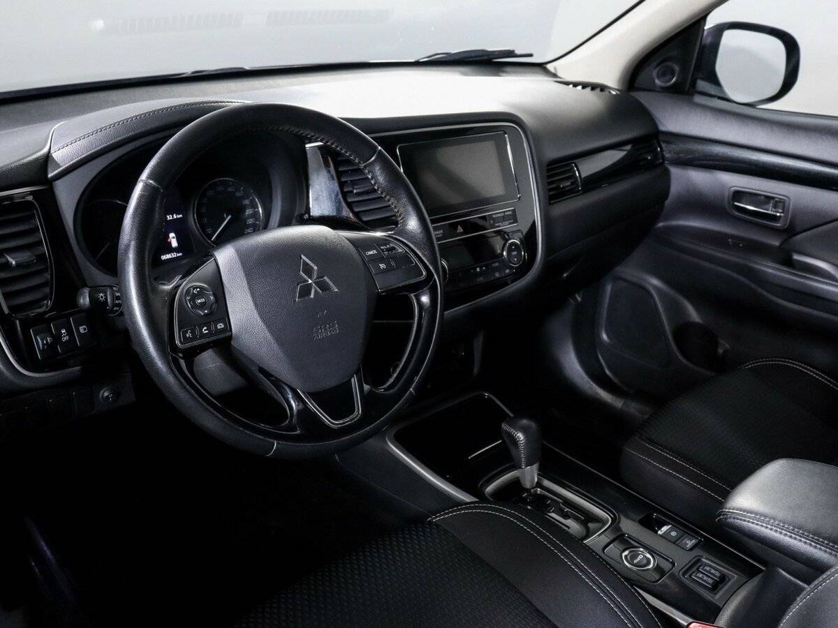 Mitsubishi Outlander б/у, 2019, Вариатор. Фото: #13