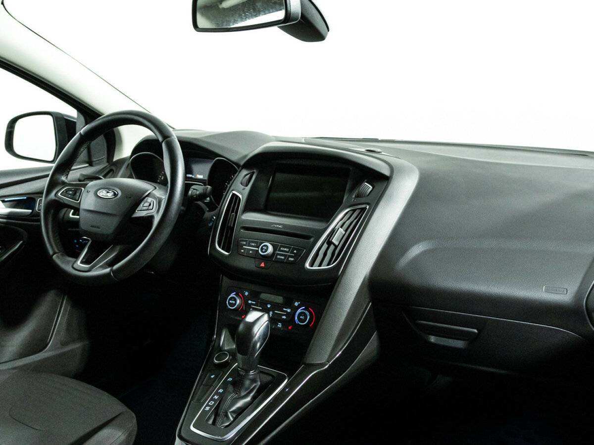 Форд Фокус б/у, 2017, Автоматическая. Фото: #8