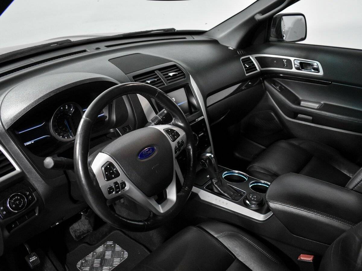 Ford Explorer б/у, 2014, Автоматическая. Фото: #7